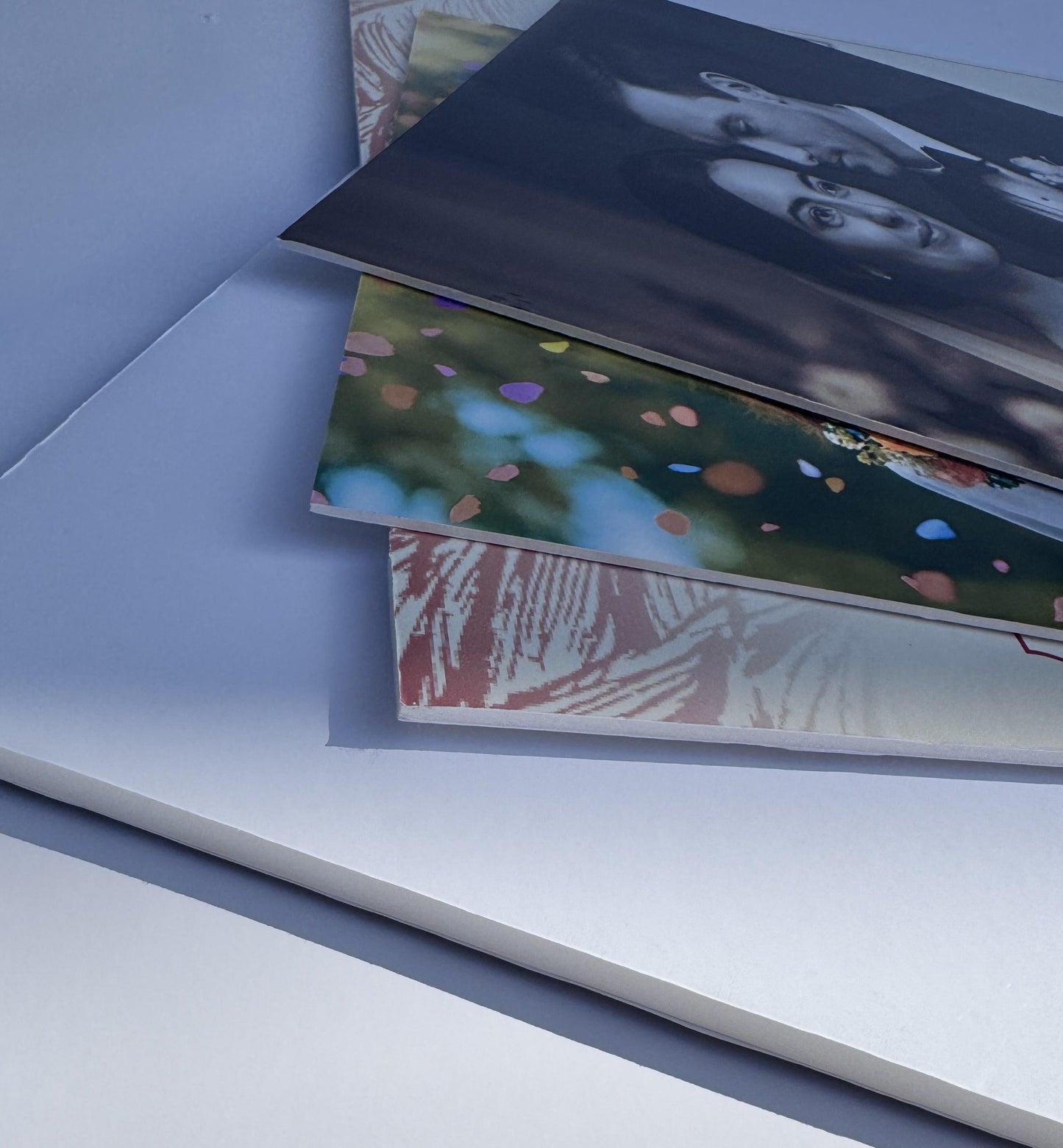 Carton mousse imprimé avec autocollant au dos